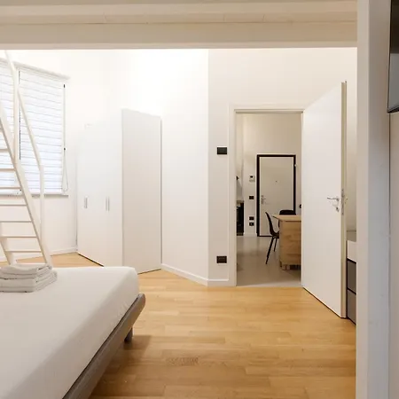 Апартаменты Cozy Corner With Balcony And Private Garage! *